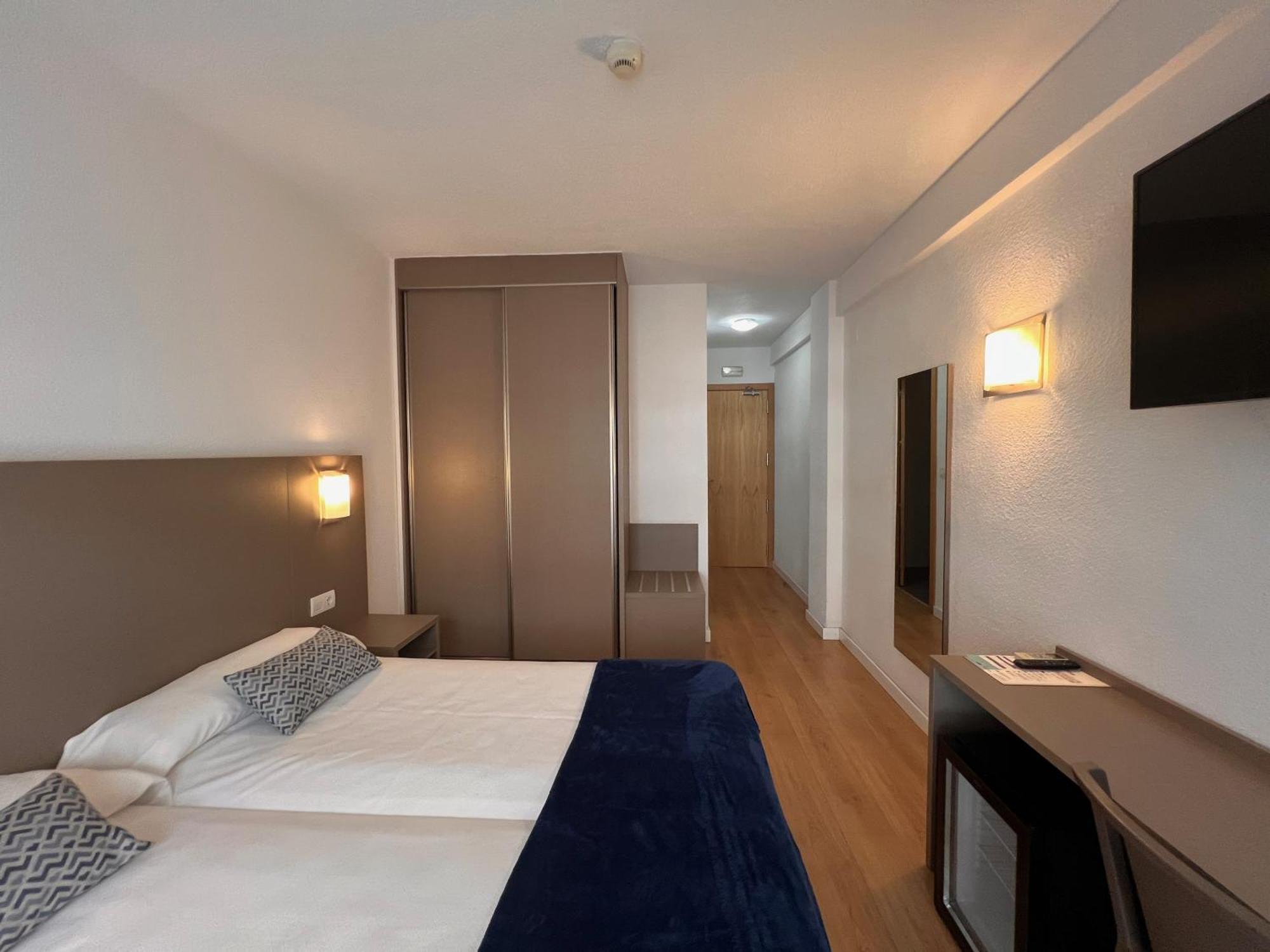Hotel Montesol ベニドルム エクステリア 写真
