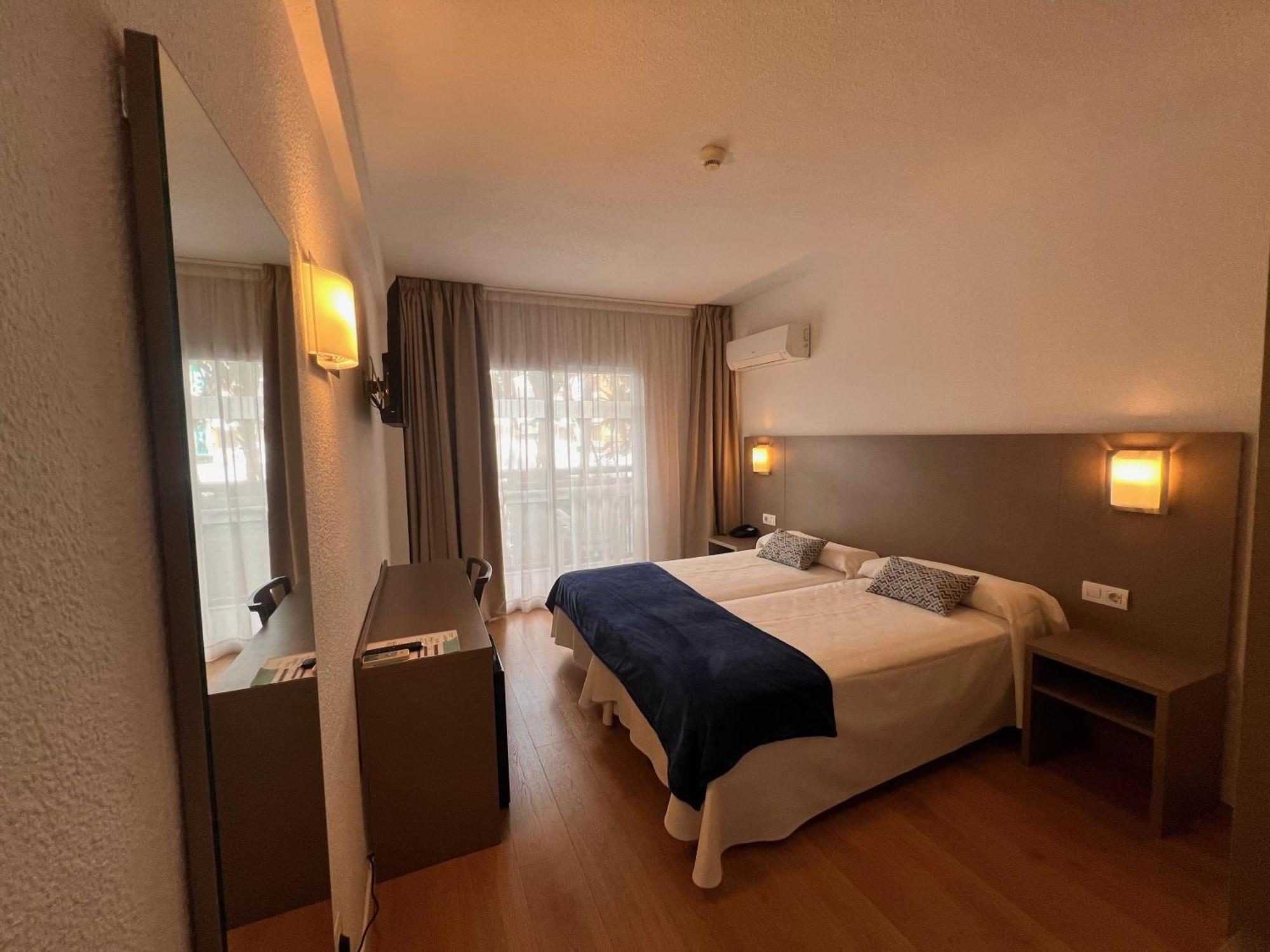 Hotel Montesol ベニドルム エクステリア 写真
